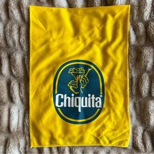 NWOT Banana sweat cooling towel